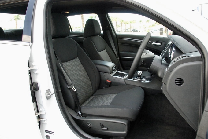 New Chrysler 300画像
