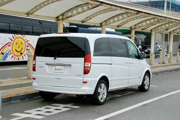 Mercedes Benz V350　画像