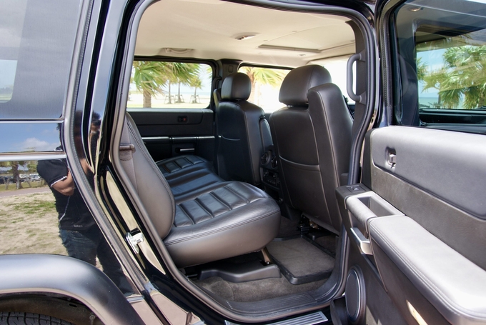 HUMMER H2画像