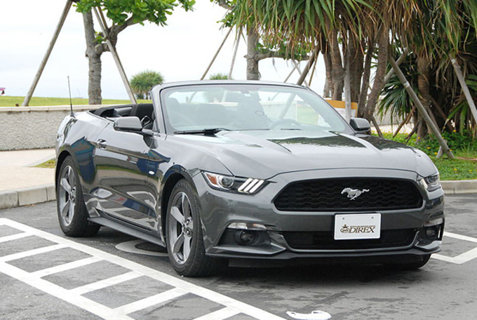 New Ford Mustang Cabriolet（グレー）※オーディオレス仕様(Bluetoothスピーカー付)　画像