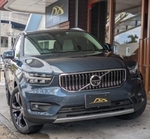 VOLVO XC40 B4 AWD　令和3年7月登録車 　リムジン那覇空港個別無料送迎(最大7人まで)！　　　　　※諸事情等により、リムジン以外での送迎になる場合もあり画像