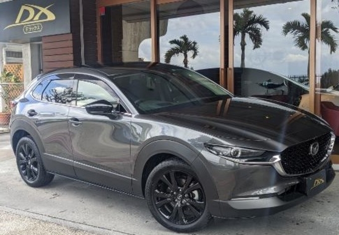 MAZDA　CX-30　Black　Tone　Edition　5人乗　リムジン那覇空港個別無料送迎(最大7人まで)！　　※諸事情等により、リムジン以外での送迎になる場合もあり画像