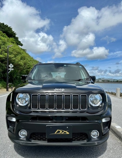 JEEP　Renegade　新入庫車両！レンタル開始！！　リムジン那覇空港個別無料送迎(最大7人まで)！　　　　　※諸事情等により、リムジン以外での送迎になる場合もあり画像