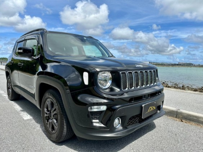 JEEP　Renegade　新入庫車両！レンタル開始！！　リムジン那覇空港個別無料送迎(最大7人まで)！　　　　　※諸事情等により、リムジン以外での送迎になる場合もあり画像