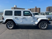 JEEP Wrangler Unlimited Sahara V6 3.6Lエンジン！リムジン那覇空港個別無料送迎(最大7人まで)！※諸事情等により、リムジン以外での送迎になる場合もあり画像