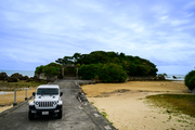 JEEP Wrangler Unlimited Sahara V6 3.6Lエンジン！リムジン那覇空港個別無料送迎(最大7人まで)！※諸事情等により、リムジン以外での送迎になる場合もあり画像