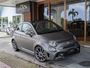 新入庫！　アバルト　595Cツーリズモ　ソフトトップカブリオレ　　　　　　　　　　　　　　　　　　　　　　　　　　　リムジン那覇空港個別無料送迎(最大7人まで)！　　　　　　　　　　　　　　　　　　　　　　　　　※諸事情等により、リムジン以外での送迎になる場合もあり画像