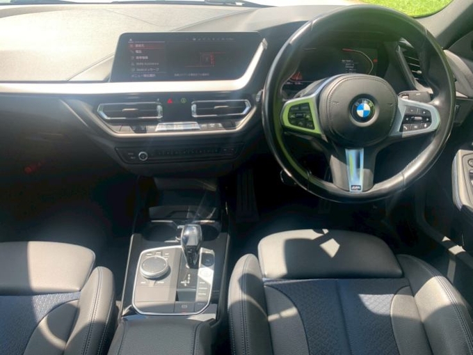 新入庫！　BMW218d　グランクーペ　Mスポーツ　                                                                                                                                                               リムジン那覇空港個別無料送迎(最大7人まで)！　　　　　　　　　　　　　　　　　　　　　　　　　　※諸事情等により、リムジン以外での送迎にな画像