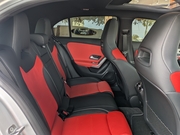 新入庫！　メルセデス･AMG　A35　４MATIC　2023年式　2.0L 直4ターボエンジン搭載車！　4WD！　リムジン那覇空港個別無料送迎(最大7人まで)！※諸事情等により、リムジン以外での送迎になる場合もあり画像