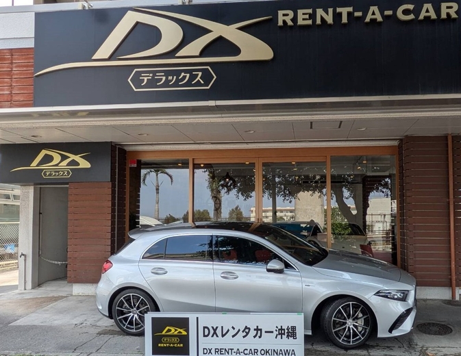 新入庫！　メルセデス･AMG　A35　４MATIC　2023年式　2.0L 直4ターボエンジン搭載車！　4WD！　リムジン那覇空港個別無料送迎(最大7人まで)！※諸事情等により、リムジン以外での送迎になる場合もあり画像