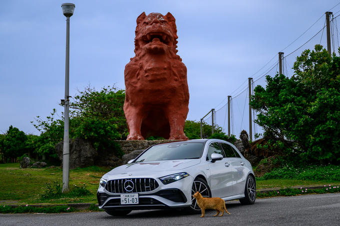 新入庫！　メルセデス･AMG　A35　４MATIC　2023年式　2.0L 直4ターボエンジン搭載車！　4WD！　リムジン那覇空港個別無料送迎(最大7人まで)！※諸事情等により、リムジン以外での送迎になる場合もあり画像
