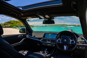 新入庫! BMW X7 xDrive 40d Mスポーツ 6人乗り リムジン那覇空港個別無料送迎(最大7人まで)! ※諸事情等により、リムジン以外での送迎になる場合もあり画像