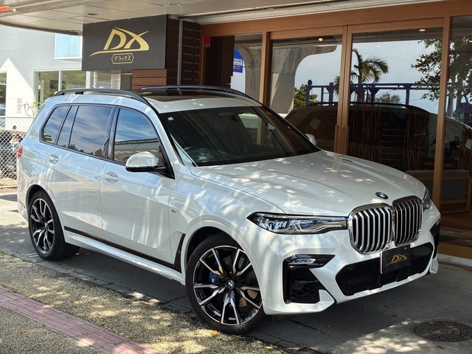 新入庫！　BMW X7 xDrive 40d Mスポーツ　６人乗り　　　　　　　　　　　　　　　　　　　　　リムジン那覇空港個別無料送迎(最大7人まで)！　　　　　　　　　　　　　　　　　　　　　　　　　※諸事情等により、リムジン以外での送迎になる場合もあり画像