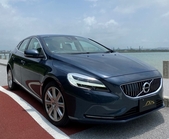 VOLVO V40　※ディーゼル車　リムジン那覇空港個別無料送迎(最大7人まで)！　　　　　　　　　　　　　　　　　　　　※諸事情等により、リムジン以外での送迎になる場合もあり画像