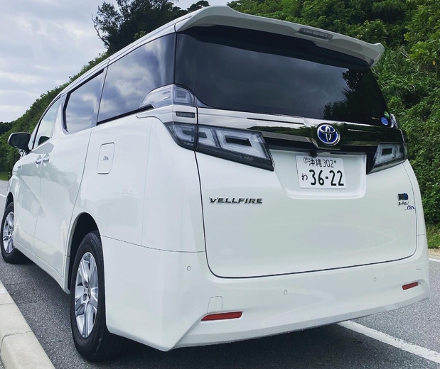 TOYOTA　VELLFIRE HYBRID　 7人乗り　リムジン那覇空港個別無料送迎(最大7人まで)！　　　　　　　　　　※諸事情等により、リムジン以外での送迎になる場合もあり画像